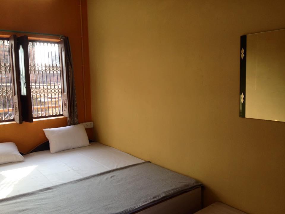 Paradise Inn Guest House Varanasi Oda fotoğraf