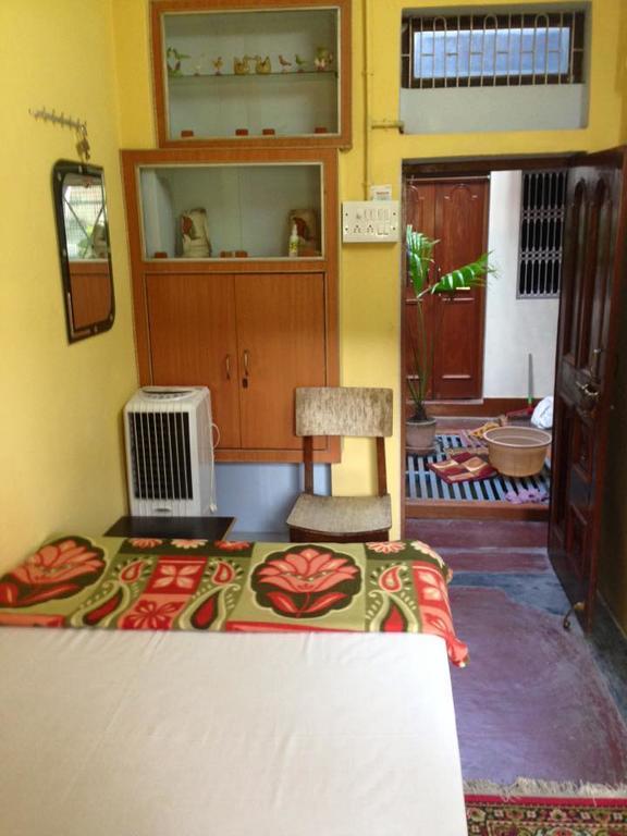 Paradise Inn Guest House Varanasi Oda fotoğraf